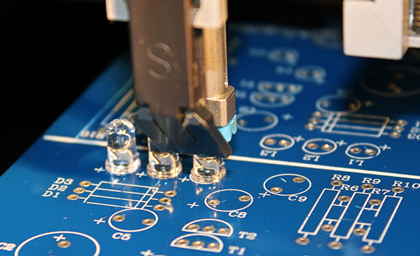 Universal Instruments Through Hole Machine 零部件 | Universal Instruments Corporation